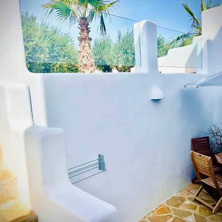 Cyclades - Semi Based With Indoor Garden - Part Of White Dunes Luxury Boutique Santa Maria (Paros)